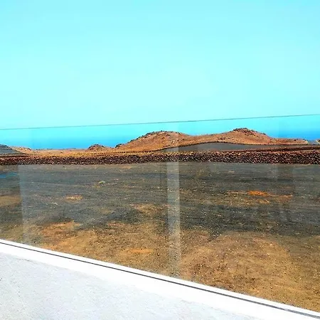 Apartment Lanzarote Ocean Loft B Tinajo